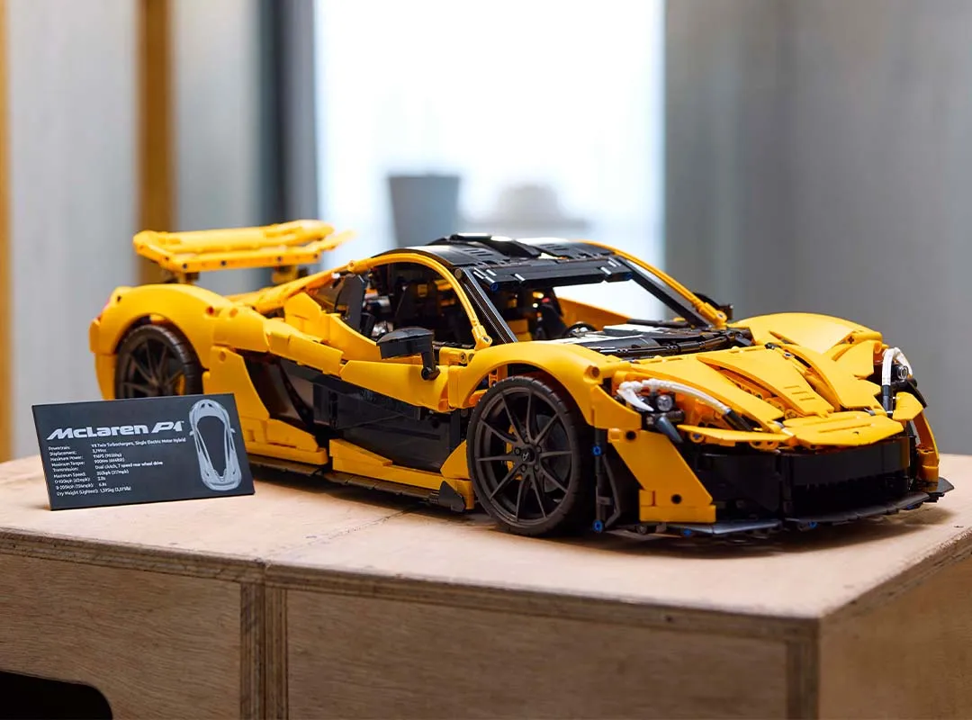 A Room Full Of Technic